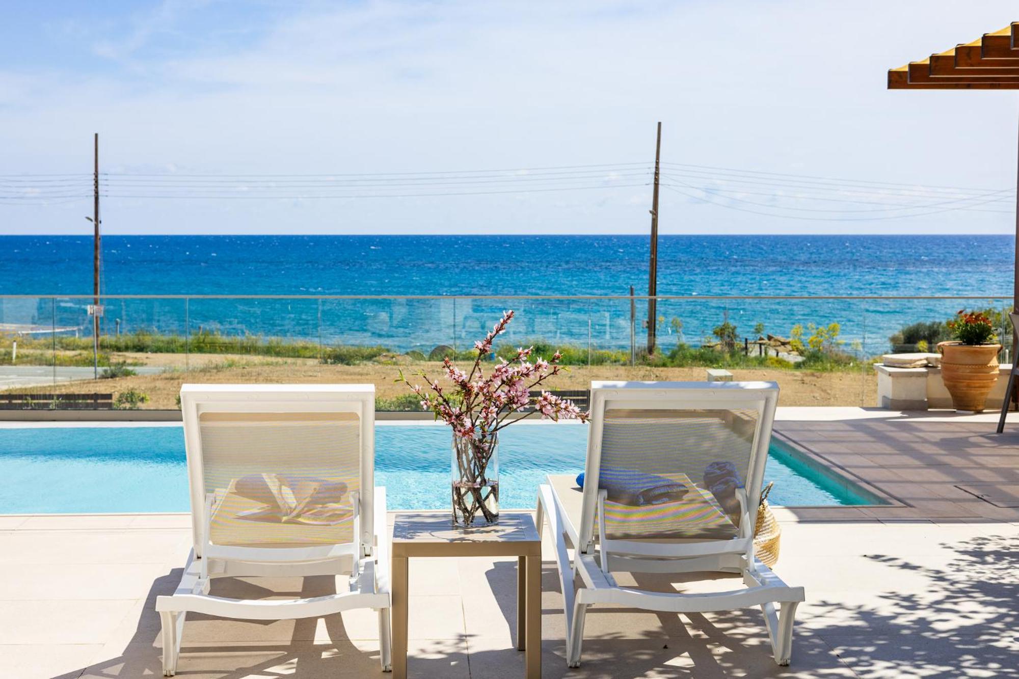 Villa Pacy Agios Theodoros エクステリア 写真