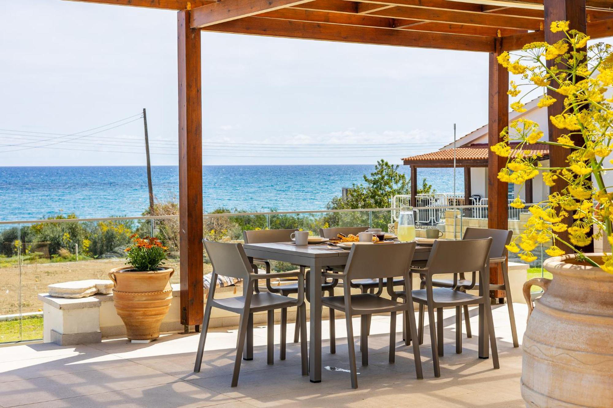 Villa Pacy Agios Theodoros エクステリア 写真